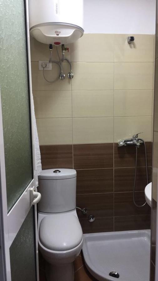 Hotel M&S Tirana Bagian luar foto